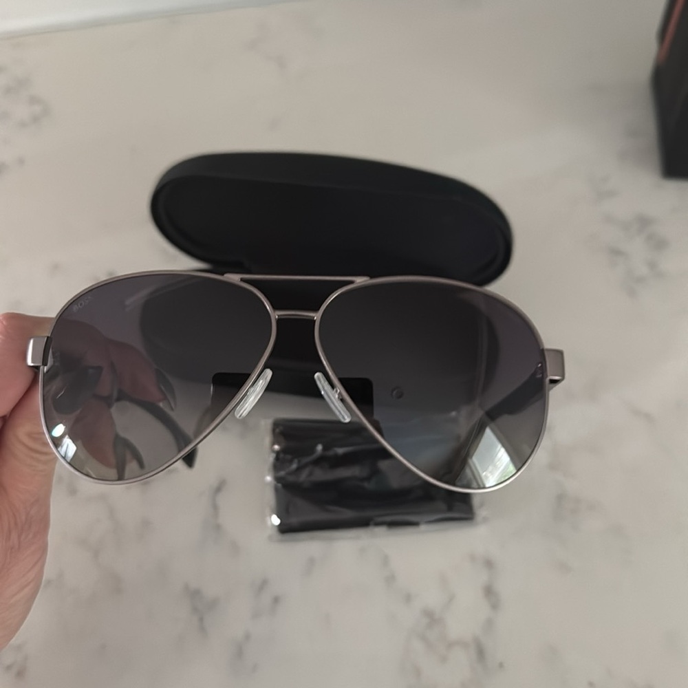 Hugo Boss Men Black  Silver Aviator Sunglasses  BOSS 1241/S R80WJ 63 Polarized - Picture 2 of 5